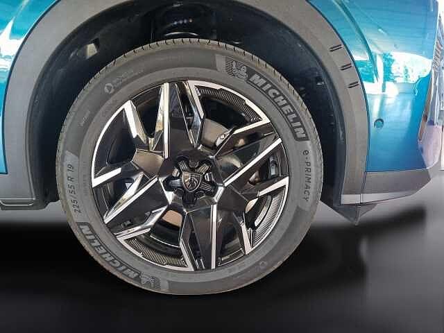 Peugeot NUOVO 5008 5008 1.2 hybrid GT 136cv e-dcs6