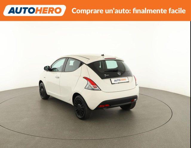 LANCIA Ypsilon 1.0 FireFly 5 porte S&S Hybrid Ecochic Silver