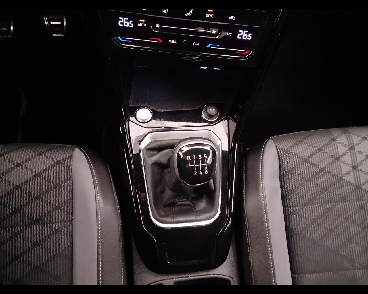 VOLKSWAGEN T-Roc I 2022 - T-Roc 2.0 tdi R-Line 115cv