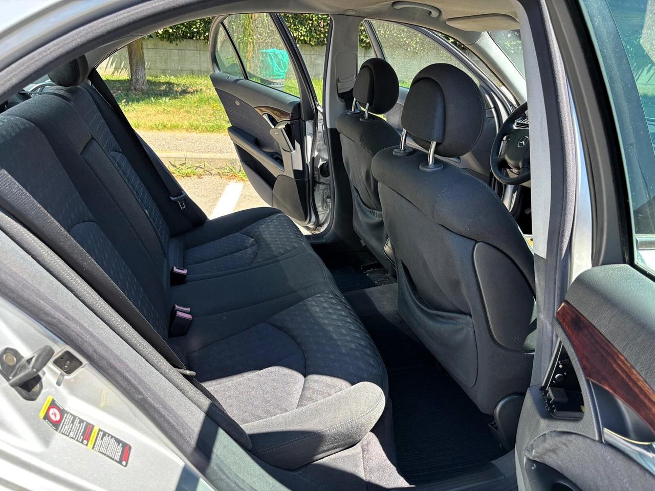 Mercedes-benz E 200 K METANO
