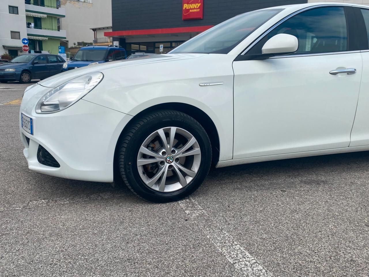 Alfa Romeo Giulietta 1.6 JTDm-2 105 cv/nuovissima