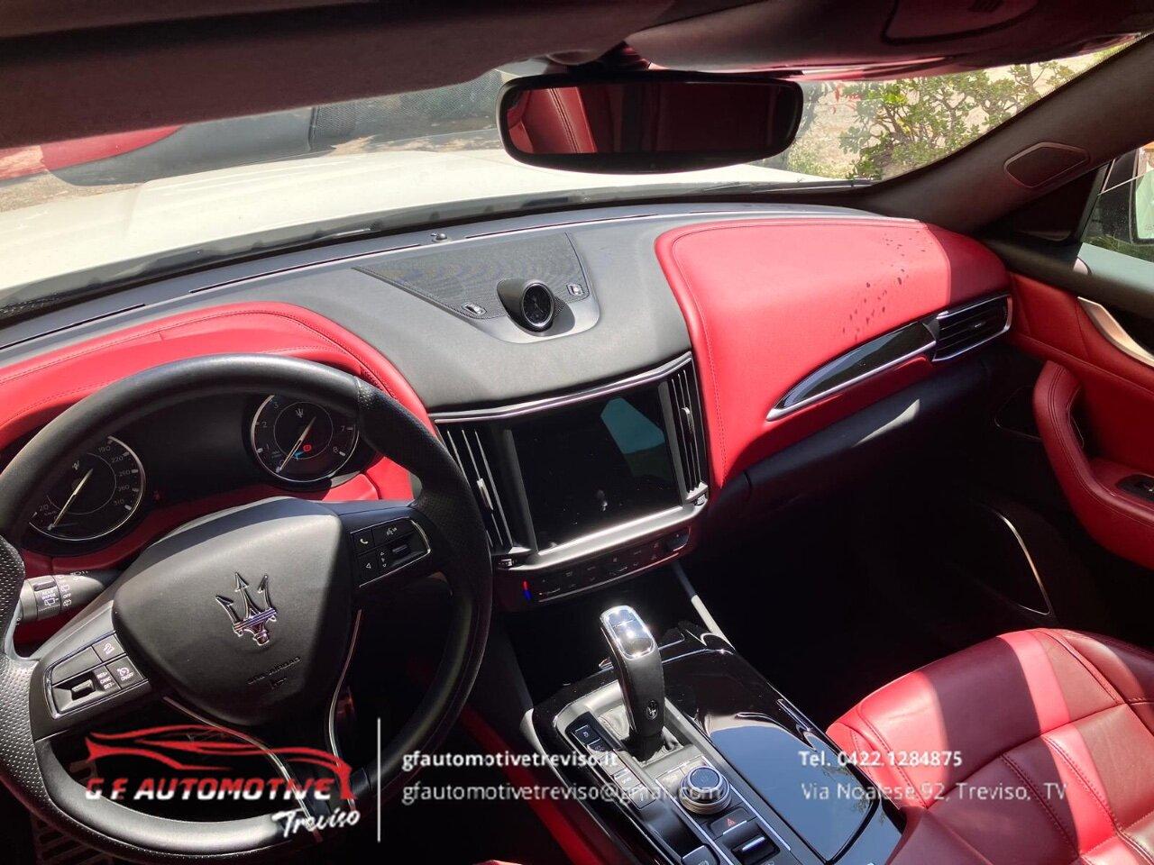 Maserati Levante 3.0 V6 Modena 350cv auto