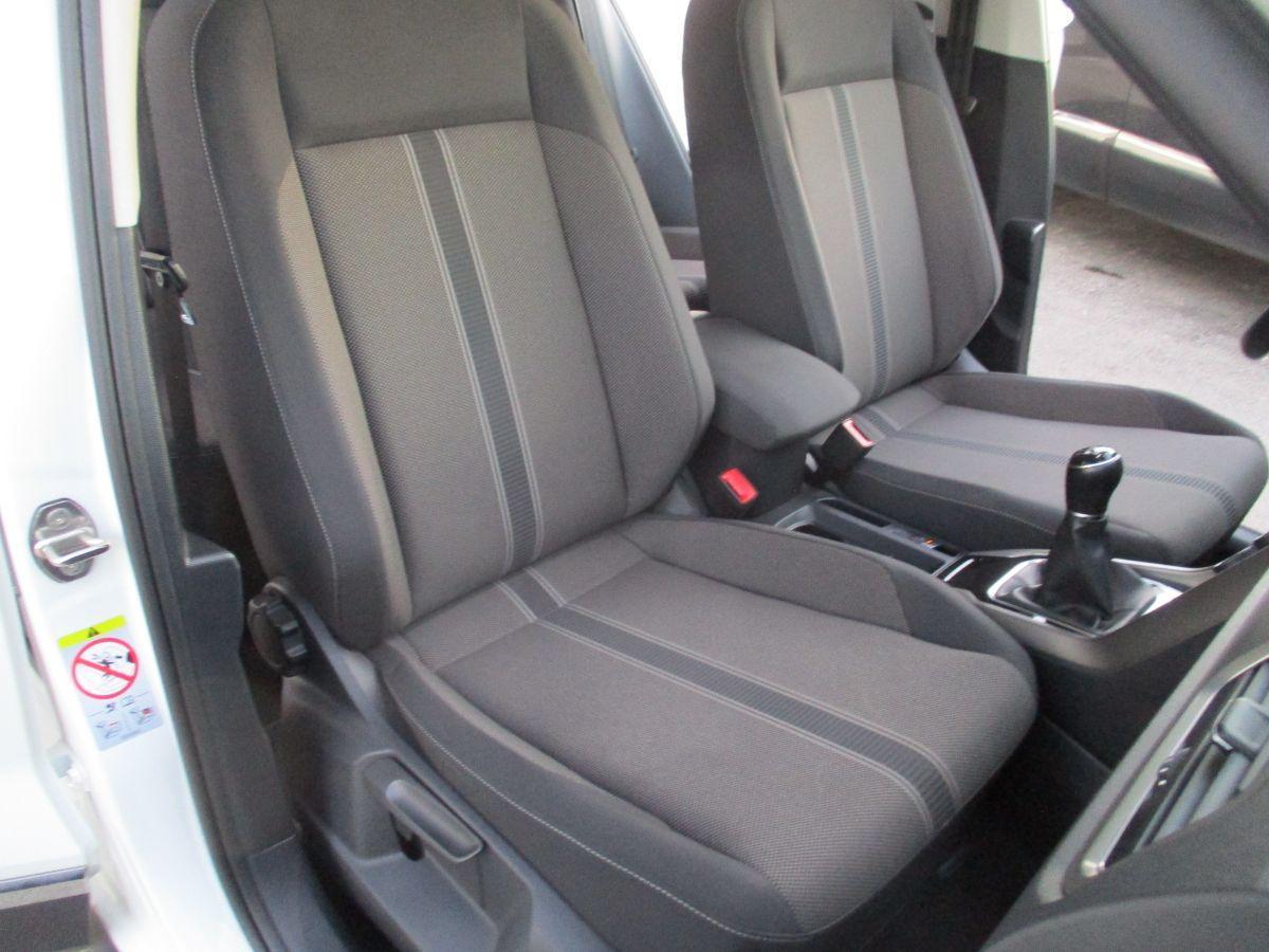 VOLKSWAGEN T-Roc 1.0 TSI BUSINESS 110cv 2021