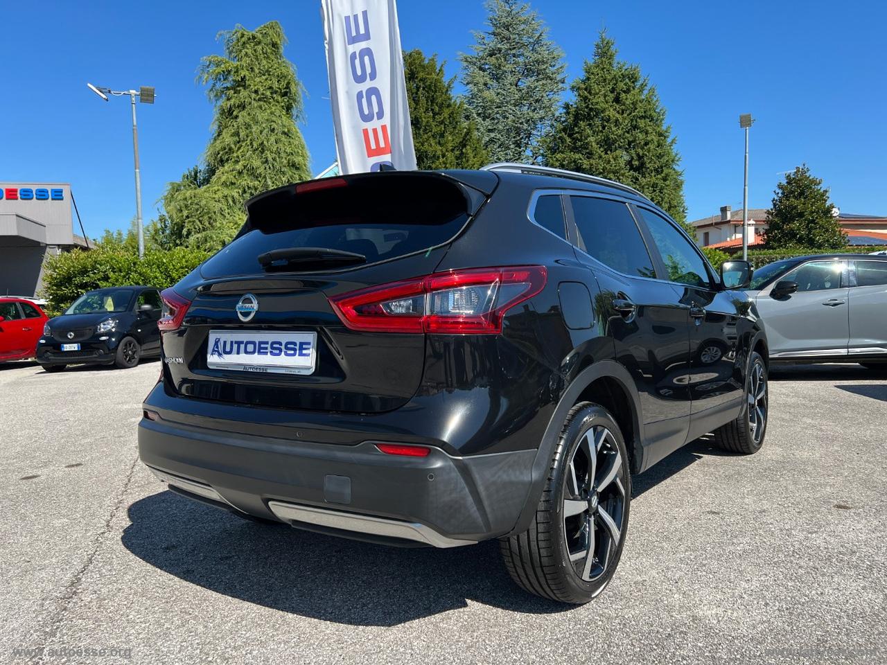 NISSAN Qashqai 1.2 DIG-T Tekna