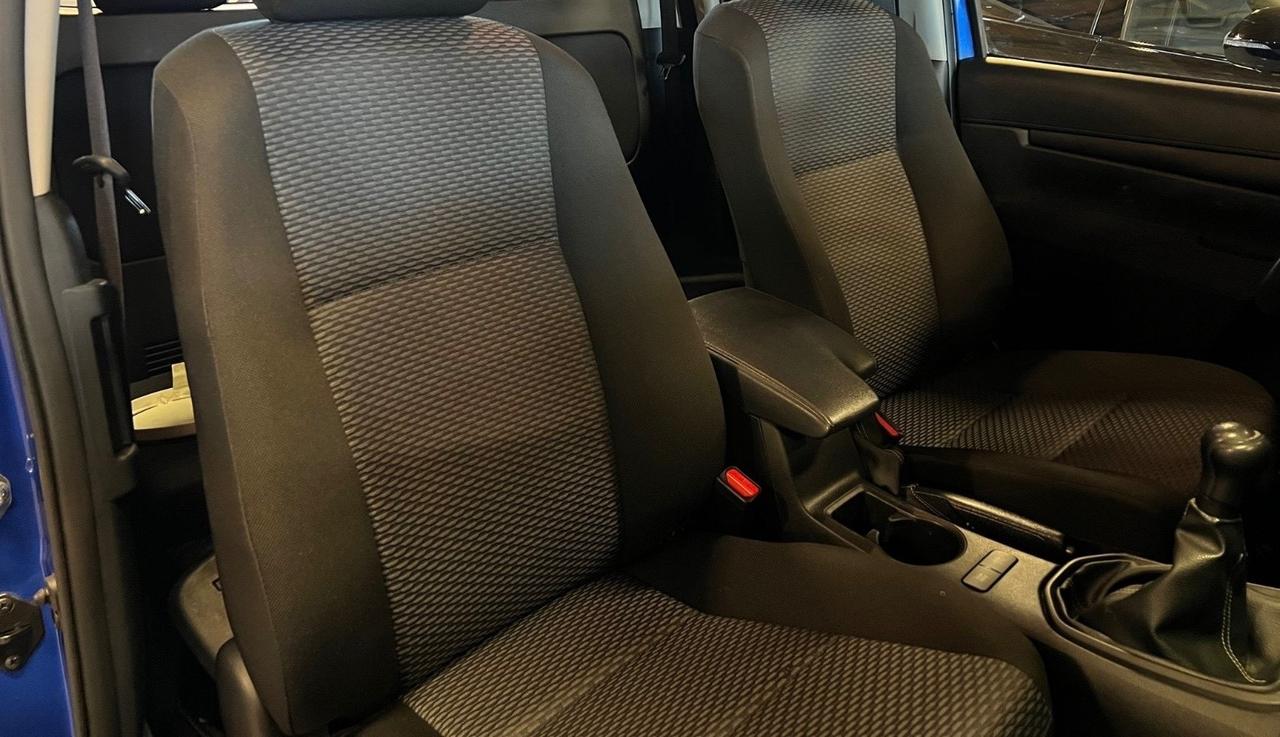 Toyota Hilux 2.4 D-4D 4WD 2 porte Single Cab Comfort