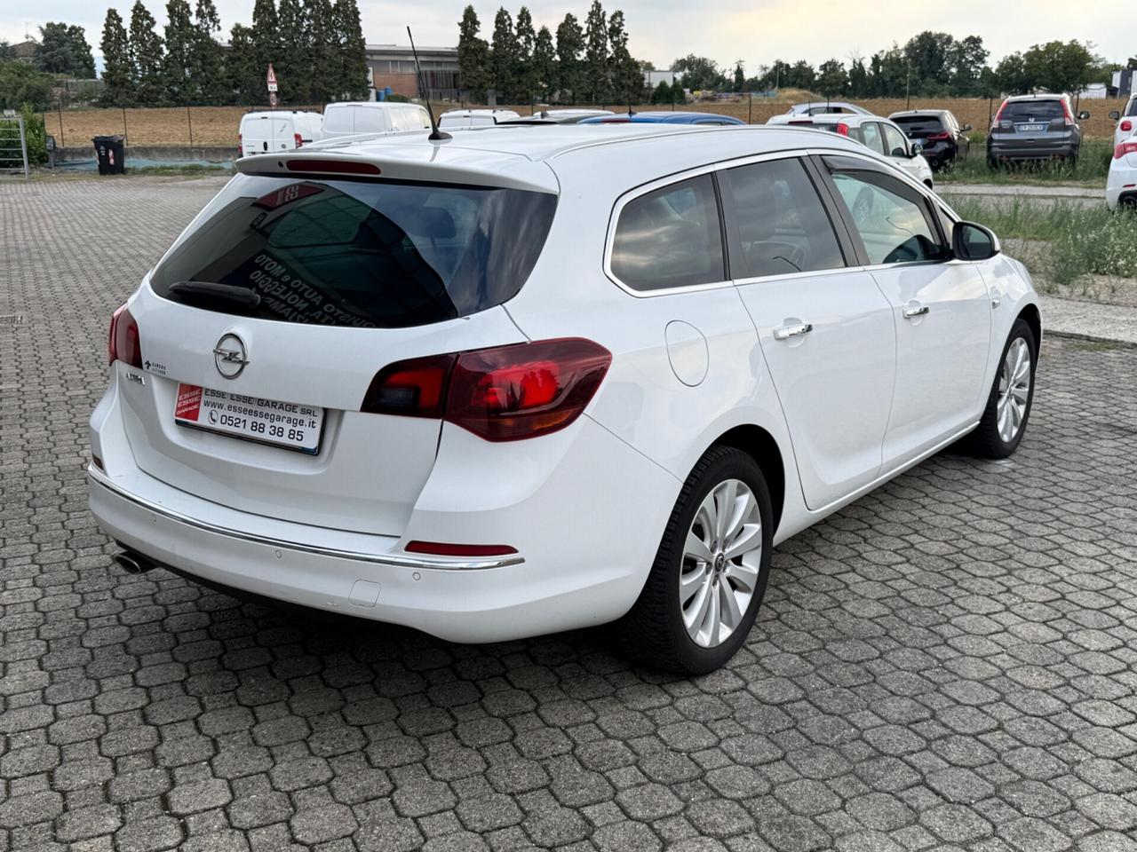 Opel Astra 1.4 Turbo 140CV Sports Tourer GPL Tech Cosmo