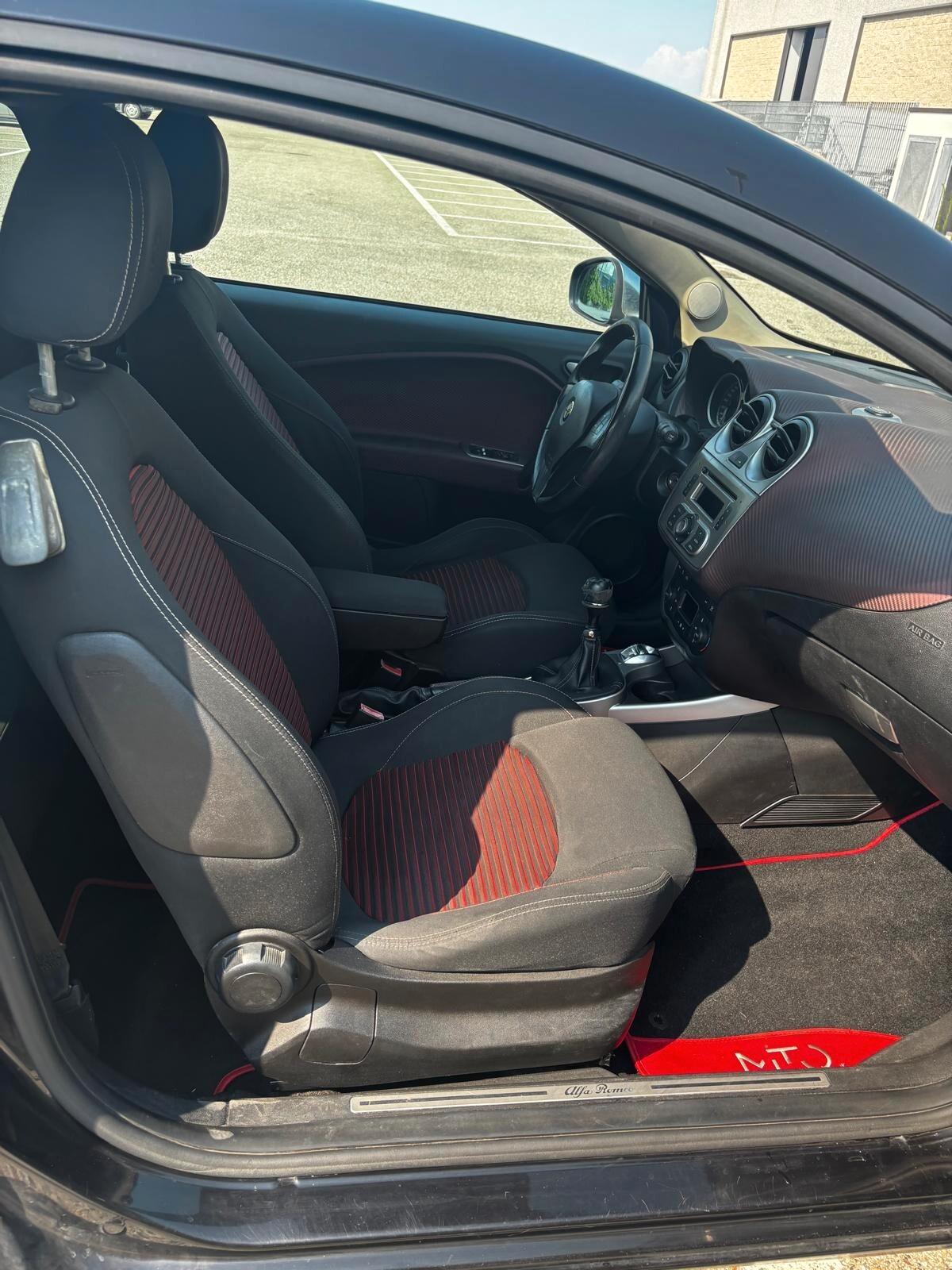 Alfa Romeo MiTo 1.3 JTDm-2 95 CV S&S Distinctive Sport Pack