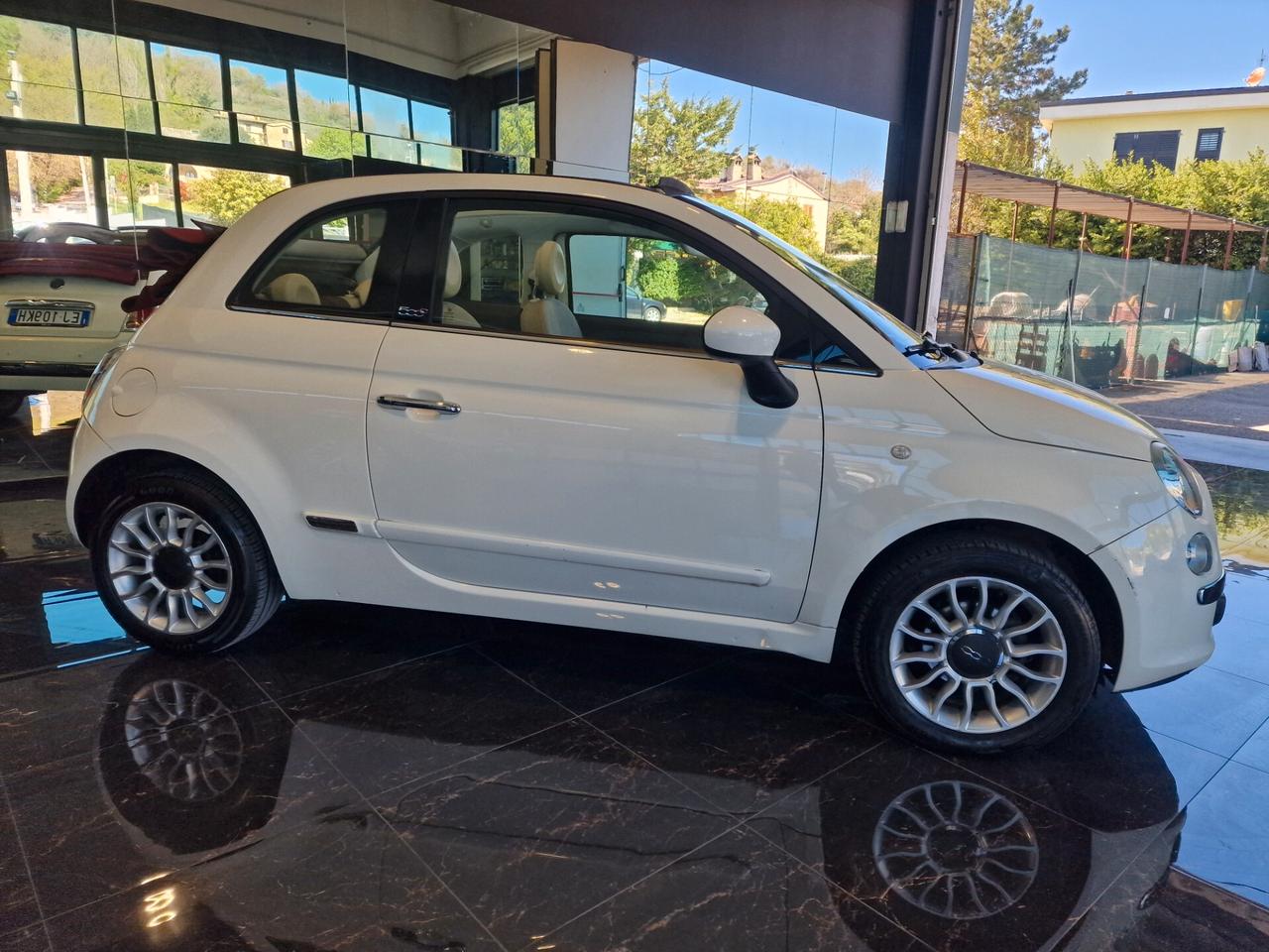 Fiat 500 1.2 by Gucci Cabrio, 136 mila chilometri.