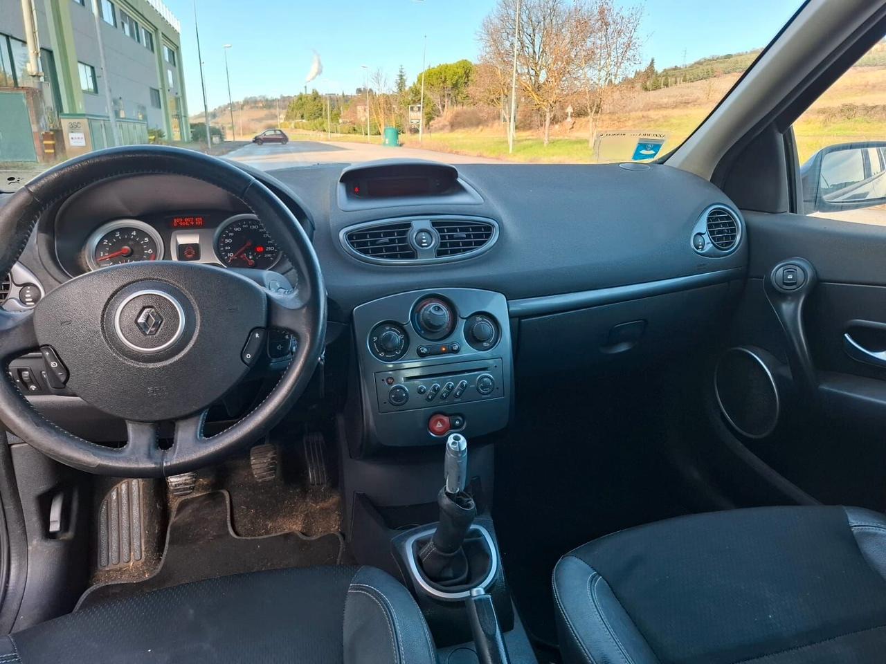 Renault Clio 1.2 16V 5 porte Luxe