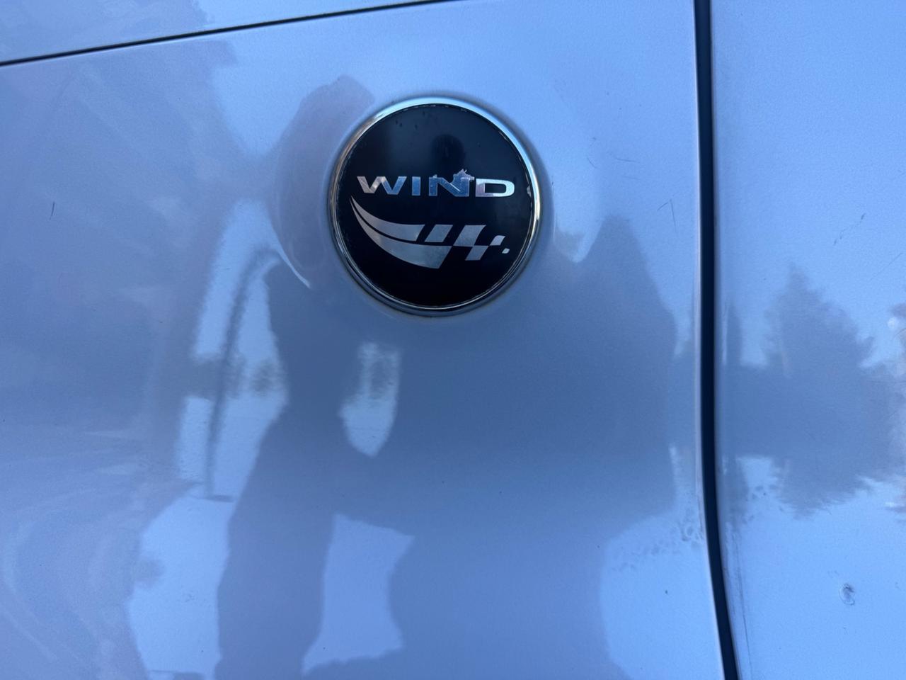 Renault Wind 1.2 TCE 100CV Wave Edition