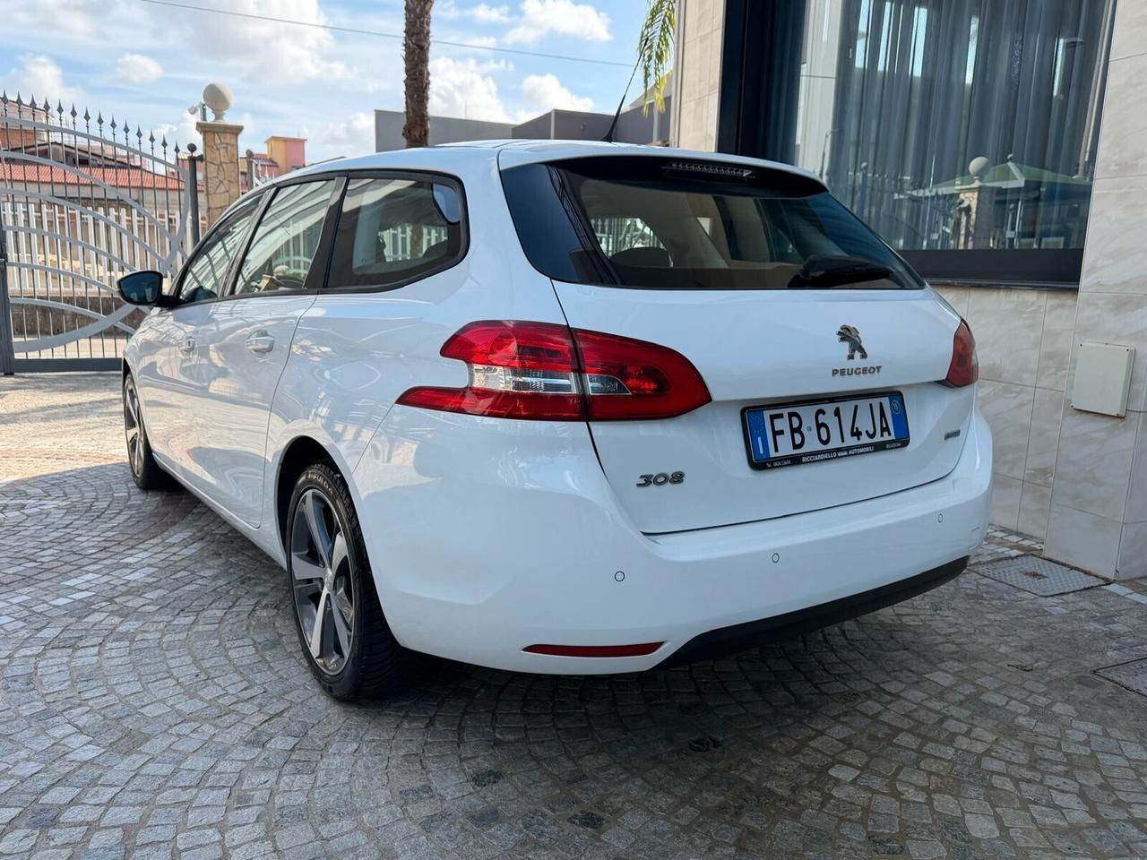 Peugeot 308 1.6 BlueHDi 100 S&S SW Allure