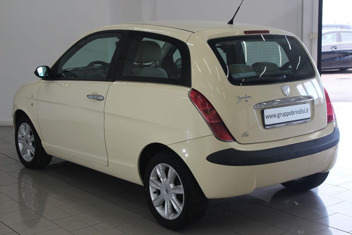 LANCIA - Ypsilon - 1.2 Oro