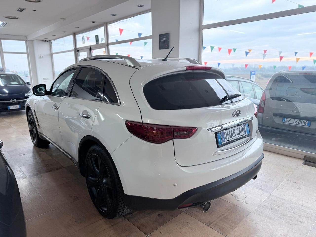 Infiniti FX30d 3.0 DIESEL 2011 TOP!