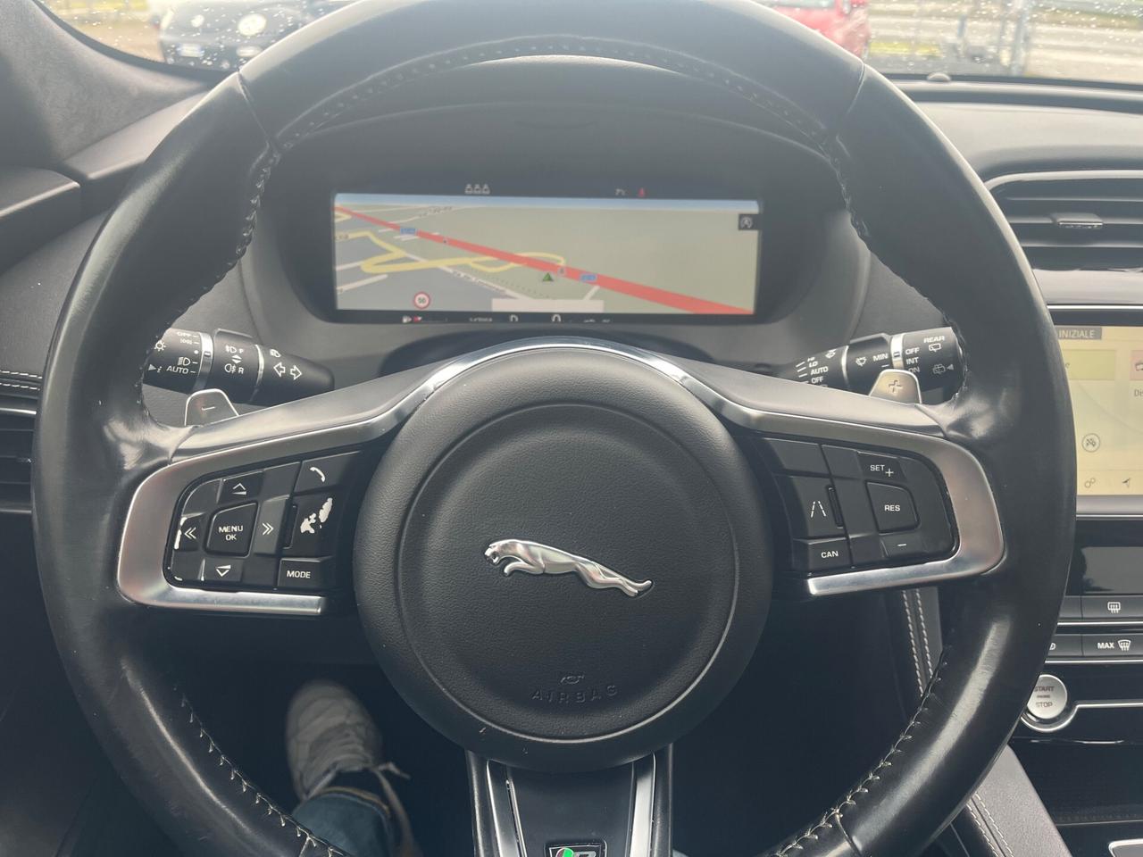 Jaguar F-Pace 2.0 D 180 CV AWD aut. R-Sport full optional