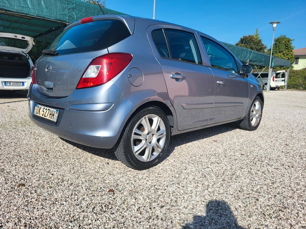 Opel Corsa 1.2 5 porte Enjoy valida x neopatentati