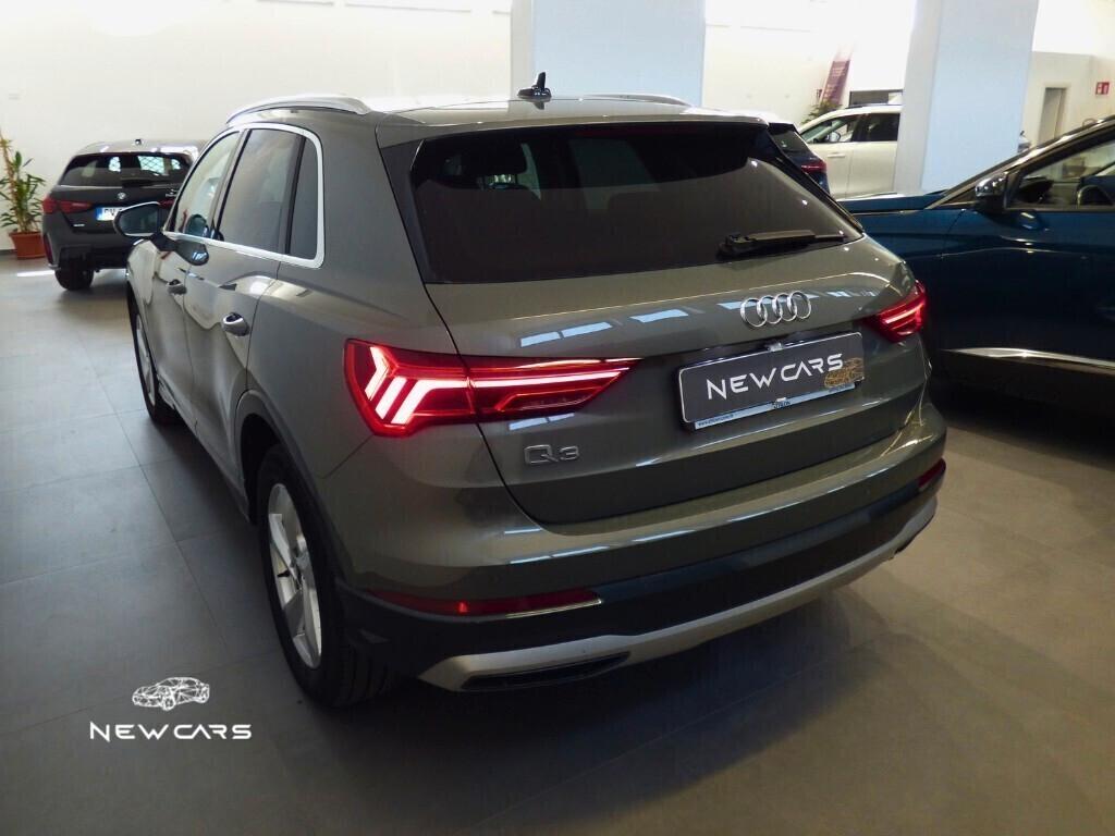 Audi Q3 35 TDI S tronic Business Advanced