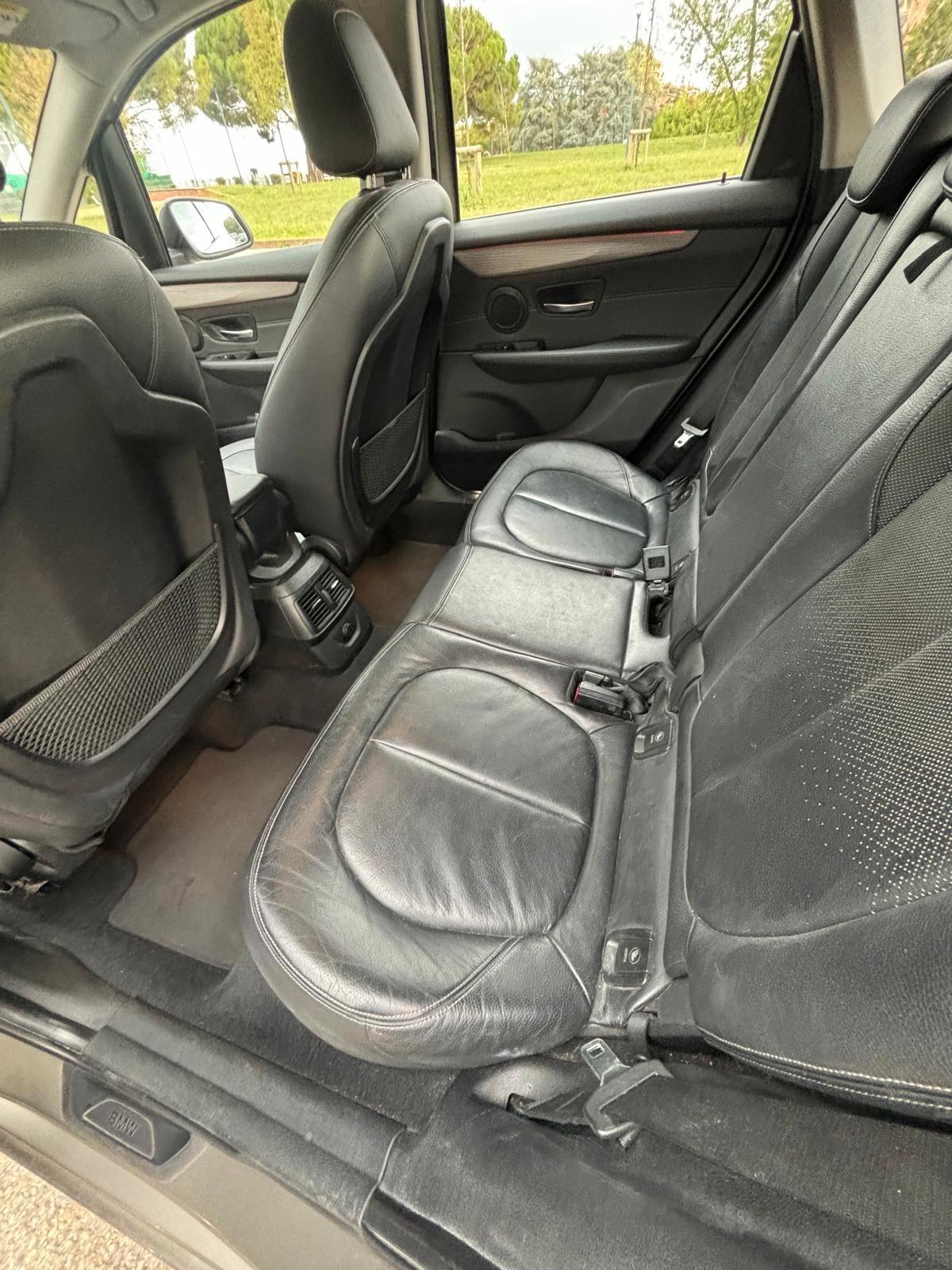 Bmw 2er Active Tourer 220d Luxury