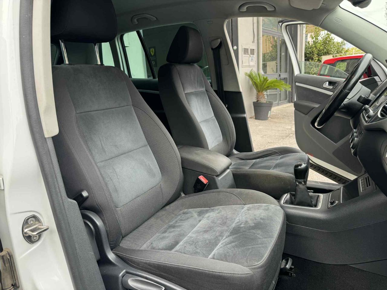 Volkswagen Tiguan 2.0 TDI 4MOTION GANCIO TRAIN GARANZI