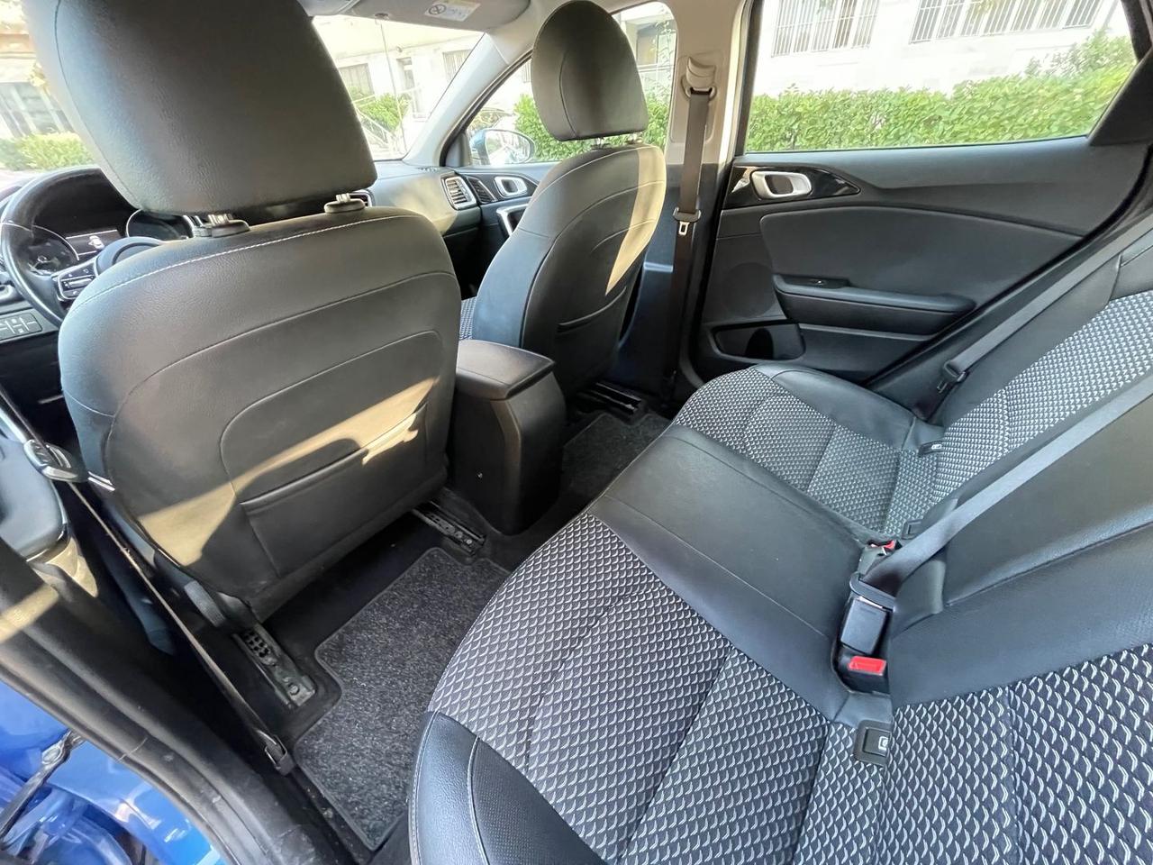 Kia XCeed Business 1.6 CRDi MHEV #7275