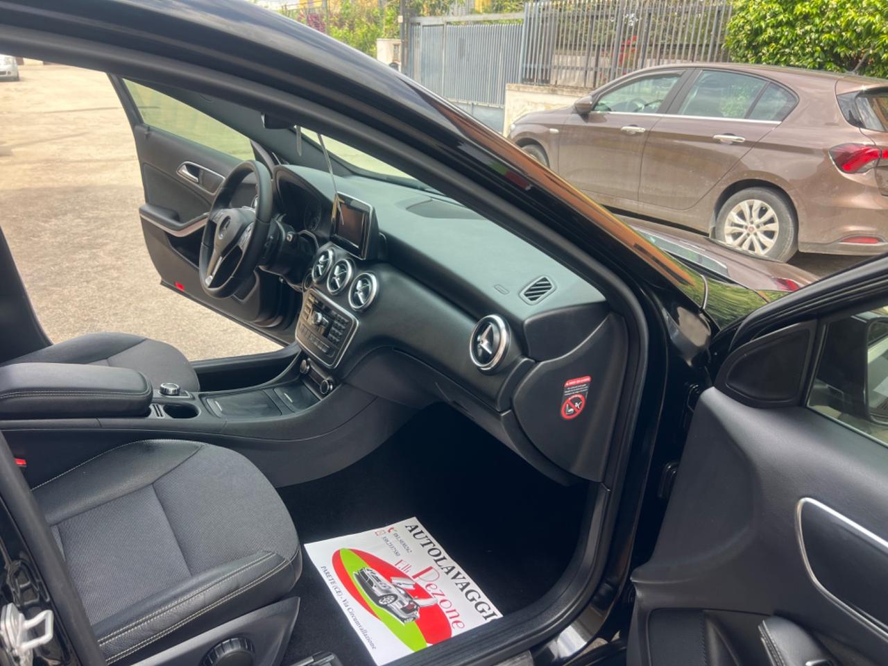 Mercedes-benz A 180 A 180 CDI Automatic Dark Night Edition