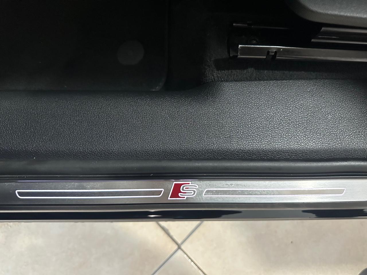 Audi Q3 40 TDI quattro S tronic S line edition