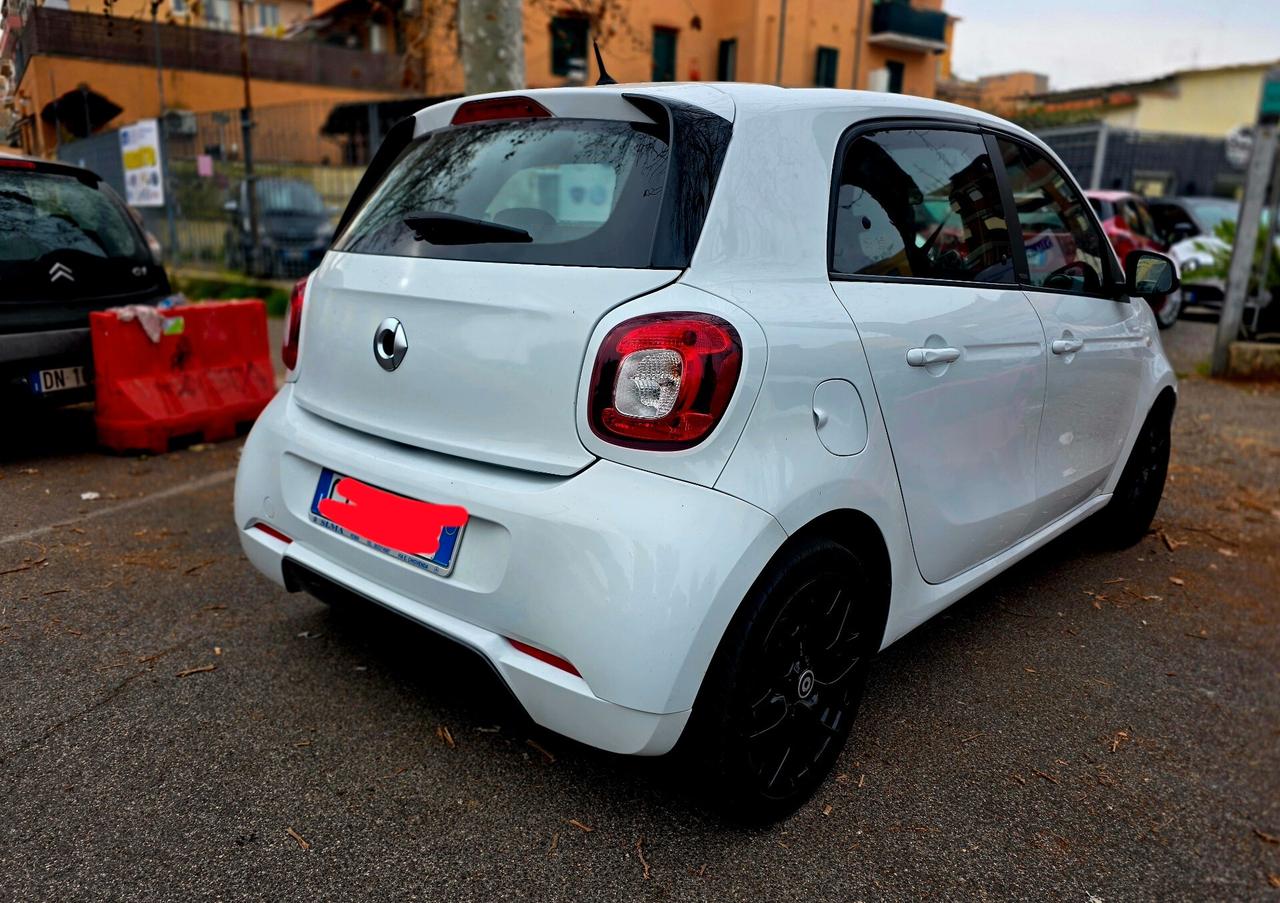 Smart ForFour 70 1.0 twinamic Superpassion unicoproprietario