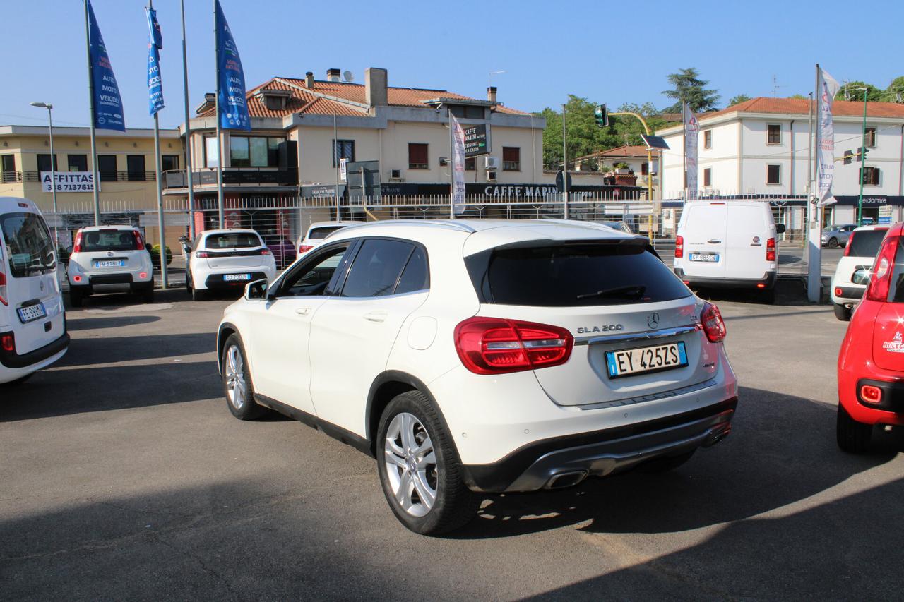 Mercedes-benz GLA 200 GLA 200 CDI Automatic 4Matic Sport