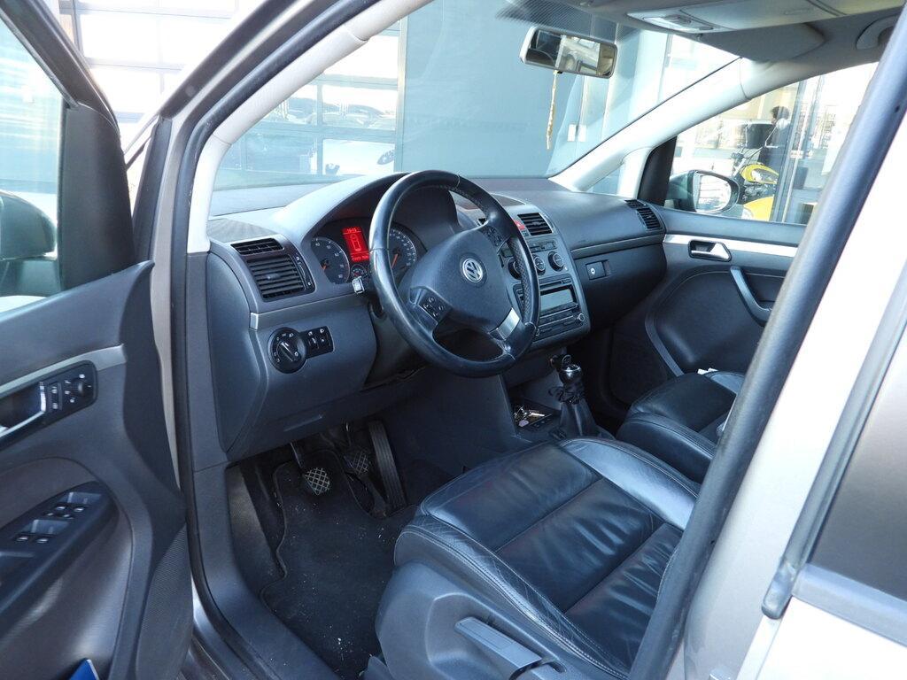 Volkswagen Touran 1.4 TSI EcoFuel Conceptline