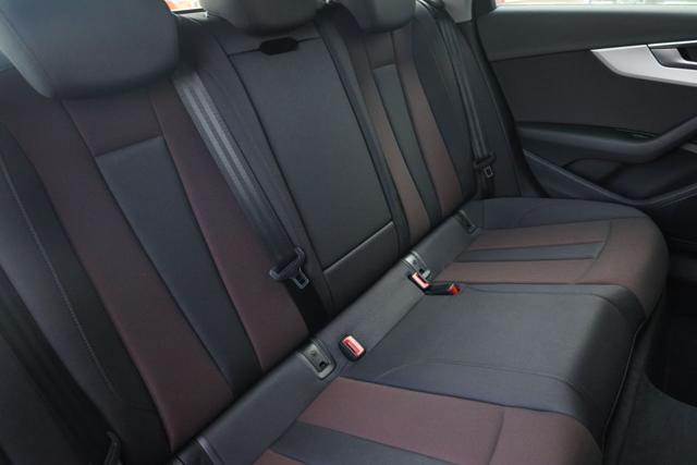 AUDI A4 Avant 35 TDI S-Line S tronic Sline edition