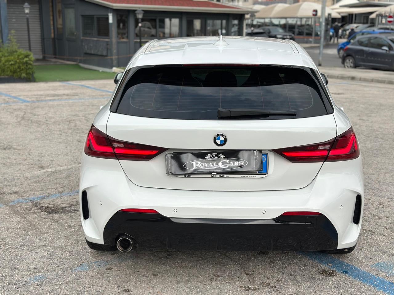 Bmw 116 116d 5p. Msport