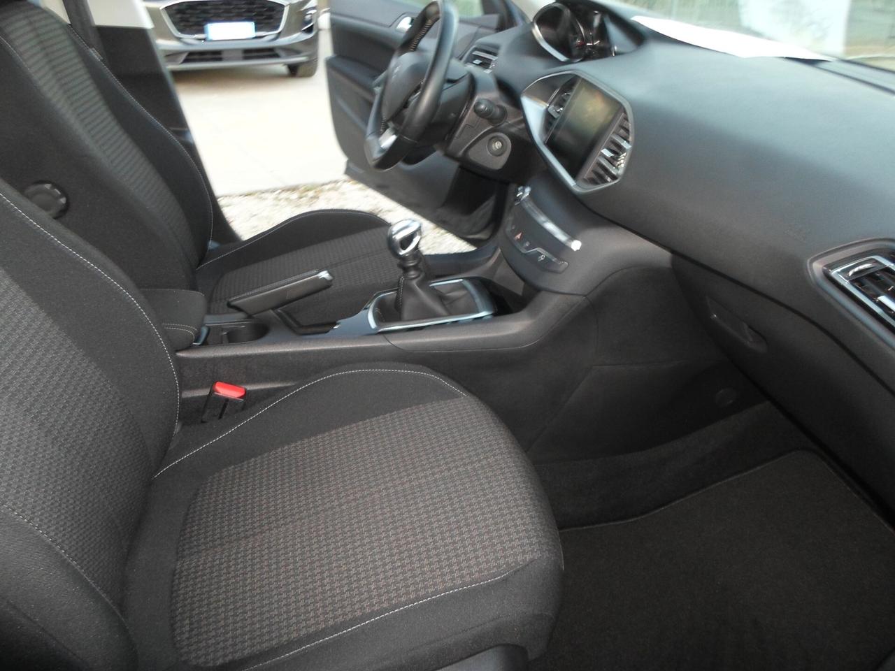 Peugeot 308 BlueHDi 130 S&S SW GT Line