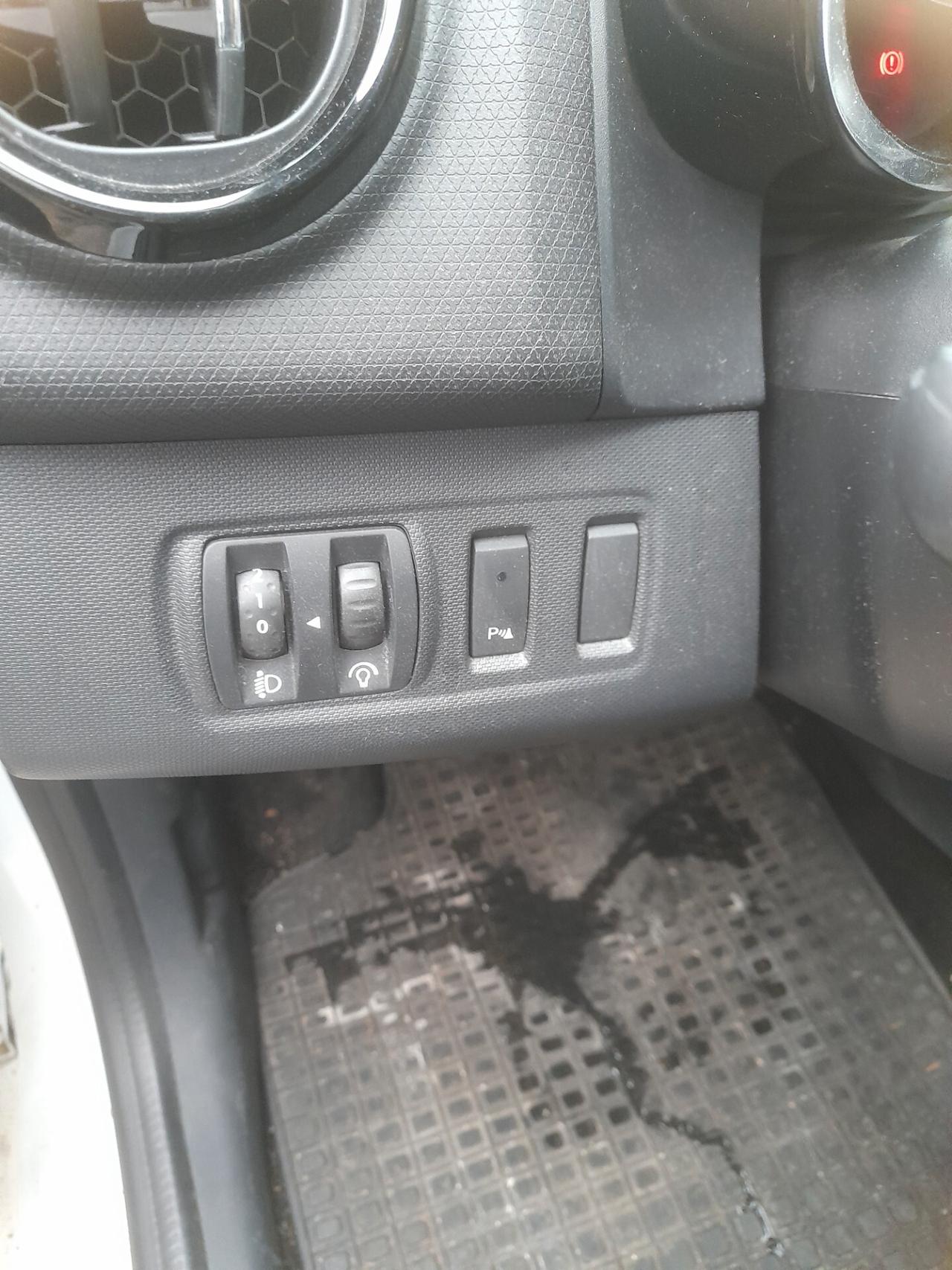 Renault Clio 1.5 dCi 8V 75CV