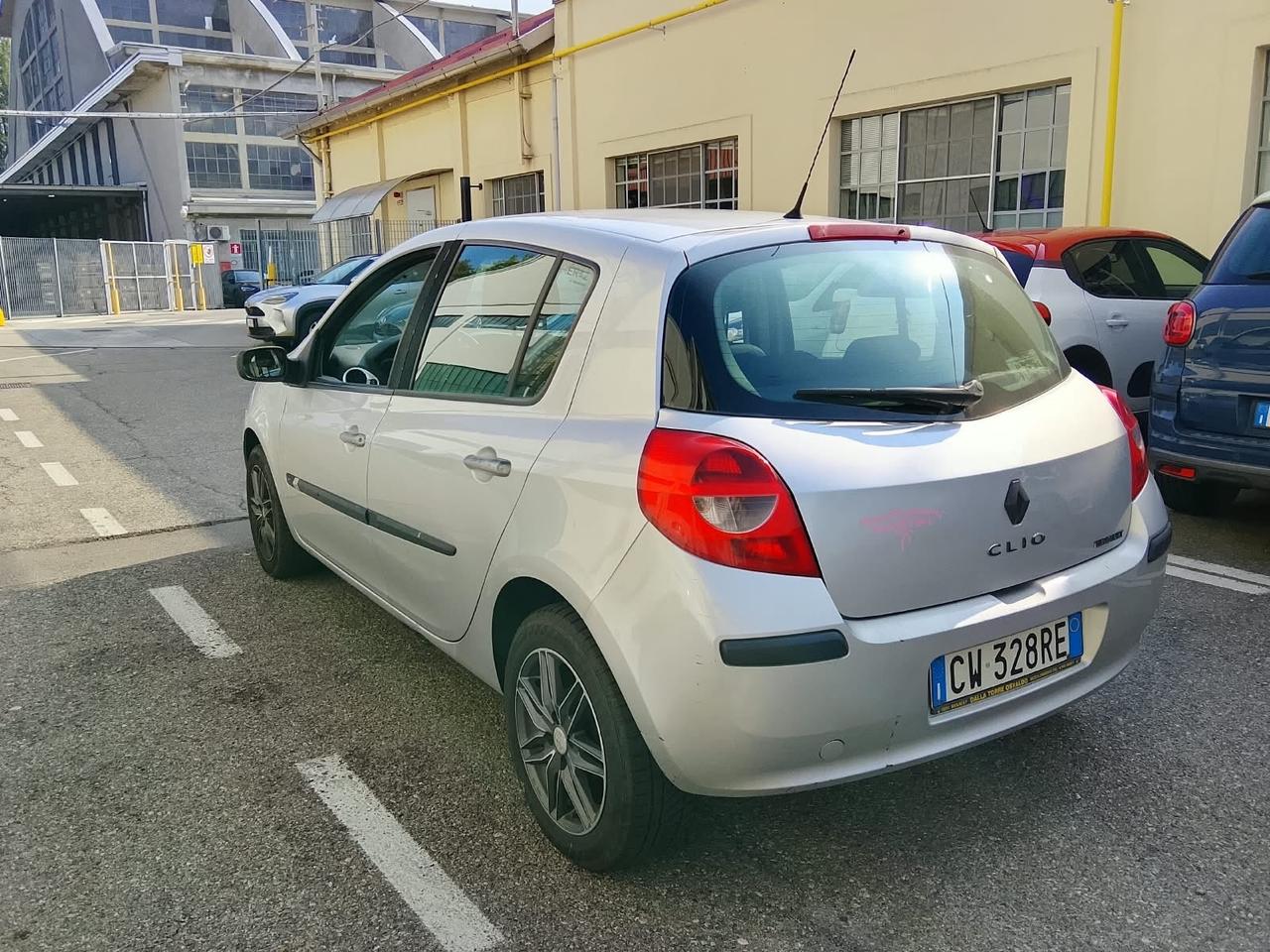 Renault Clio 1.5 dCi 85CV 5 porte Confort