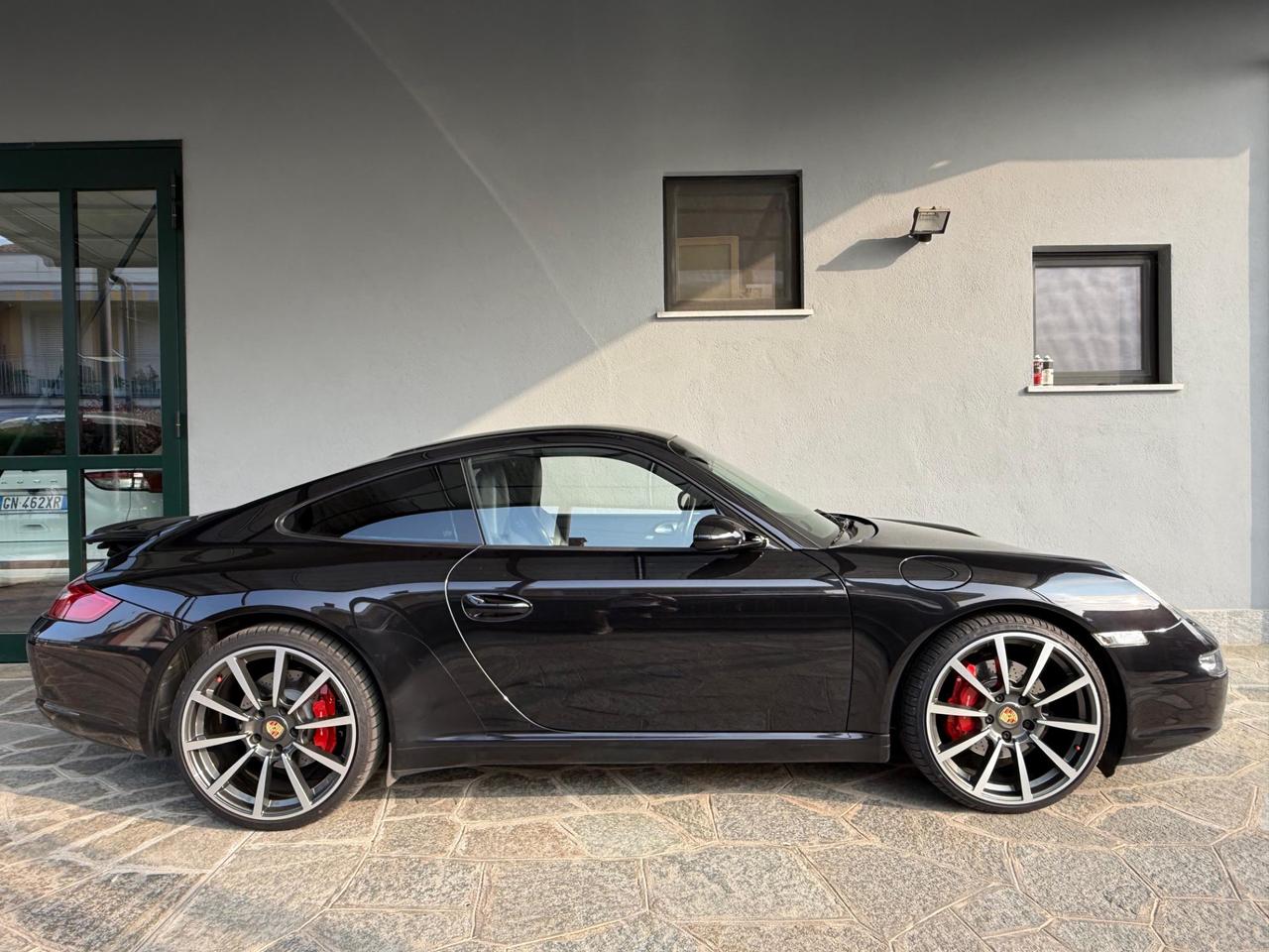 Porsche 911 Coupe 3.8 Carrera S