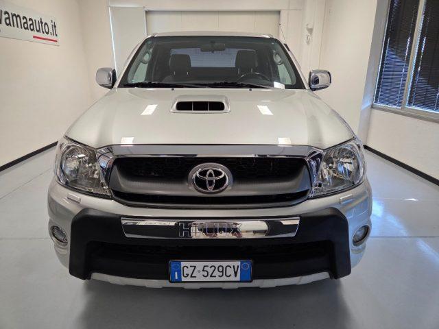 TOYOTA Hilux 2.5 D-4D 4WD Extra Cab UNICOPROPIETARIO