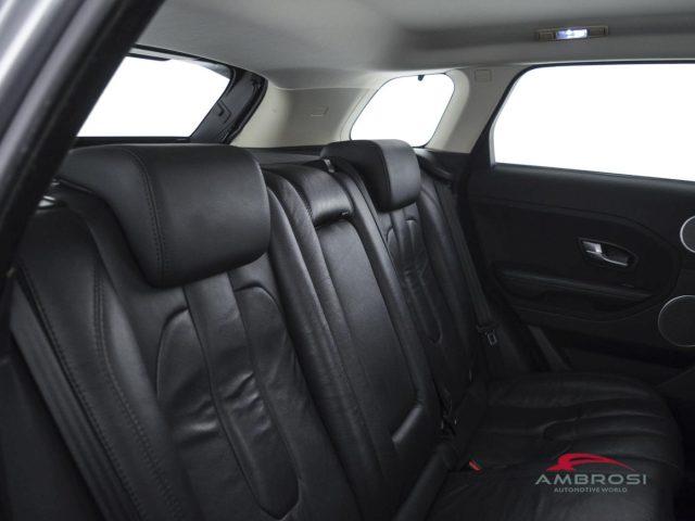 LAND ROVER Range Rover Evoque 2.2 TD4 5p. Pure Tech Pack Launch Edition