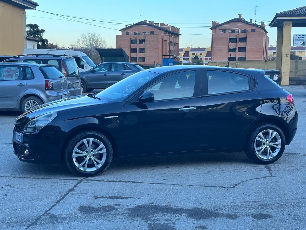 Alfa Romeo Giulietta 1.6 JTDm-2 105 CV Exclusive