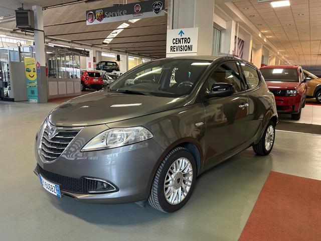LANCIA Ypsilon 1.2 69 CV 5 porte Gold