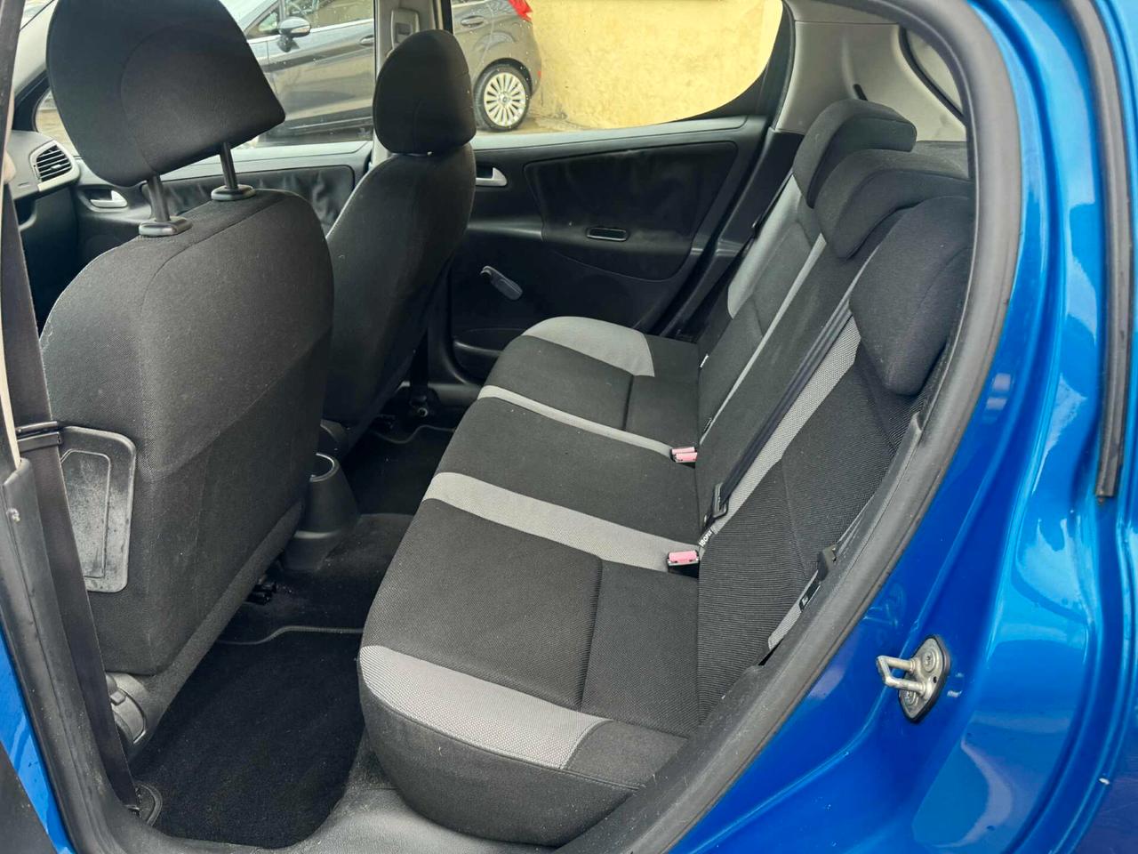 Peugeot 207 Anno 2007 1.4 Diesel 81.000 KM