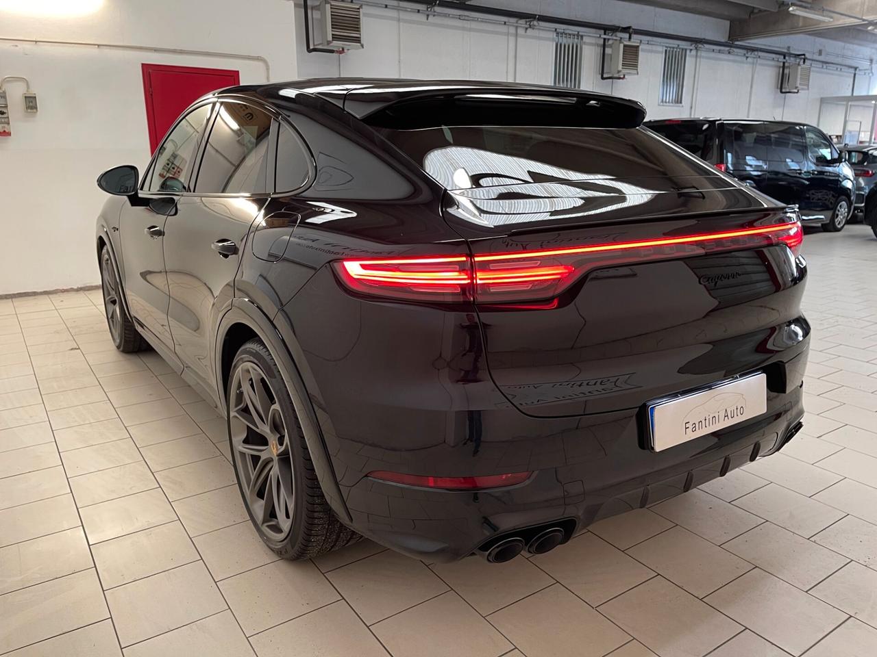 Porsche Cayenne Pacchetto Sport Carbonio-Cerchi 22 GT-Led Matrix-3.0 E-Hybrid Tiptronic-LEGGI SOTTO