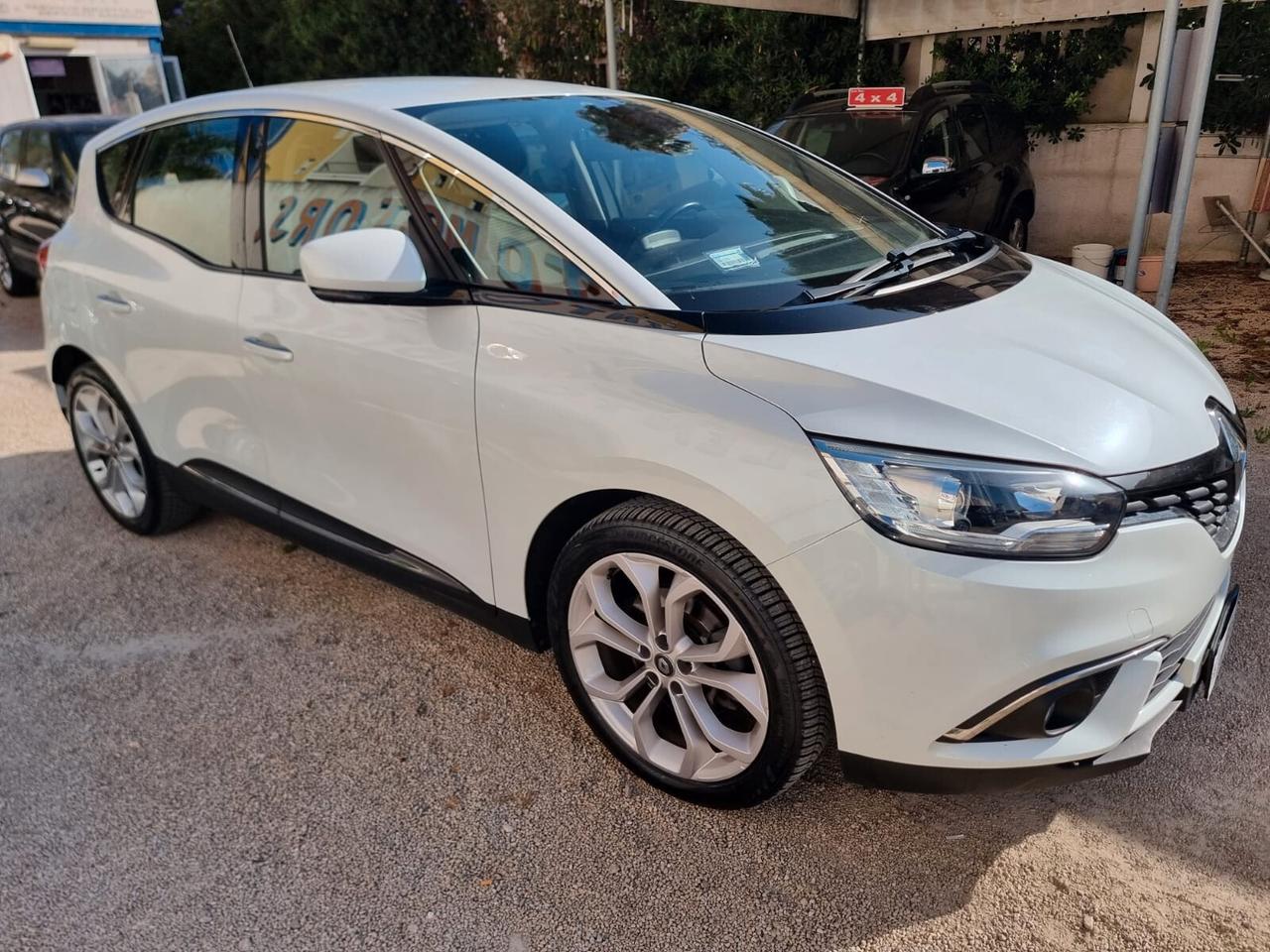 RENAULT SCENIC DIESEL 1.5 AUTOMATICO