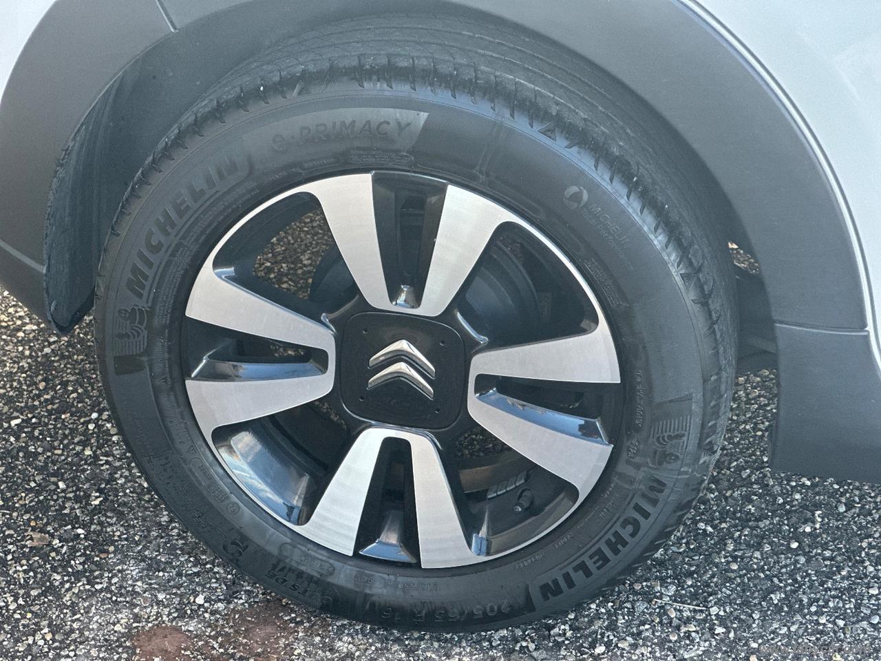 CITROEN C3 PureTech 83 S&S Shine