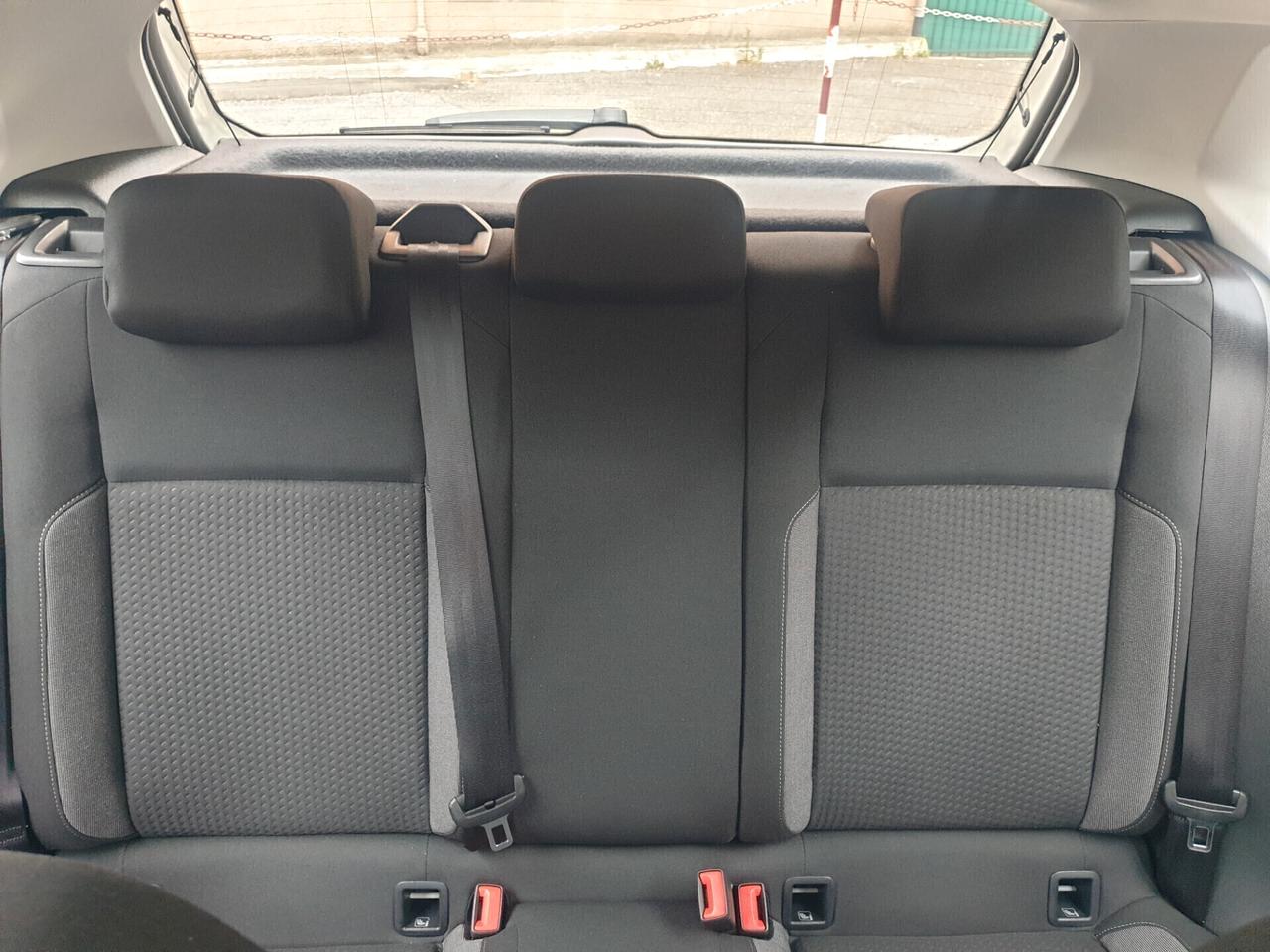 Volkswagen Polo 1.0 active