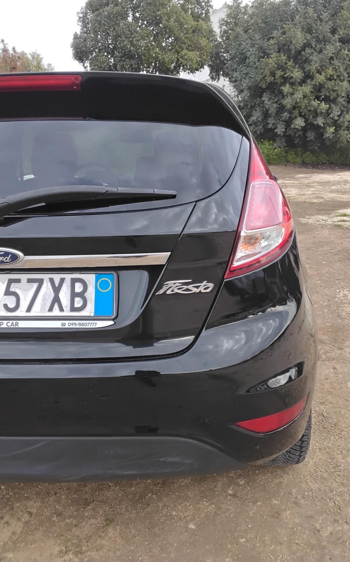 Ford Fiesta 1.4 5p. Bz.- GPL Titanium