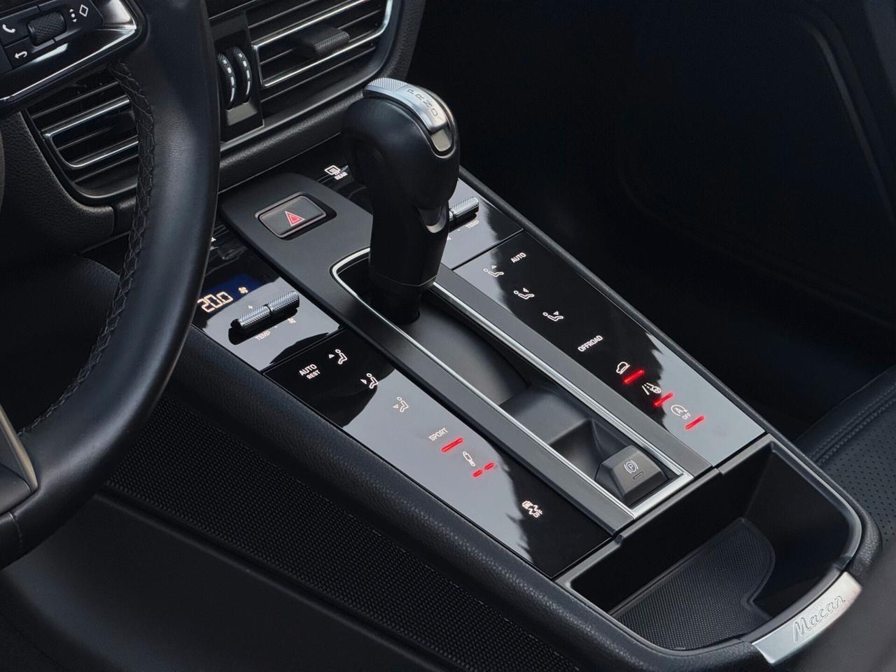 Porsche Macan 2.0 Turbo Benzina 265CV TETTO PASM