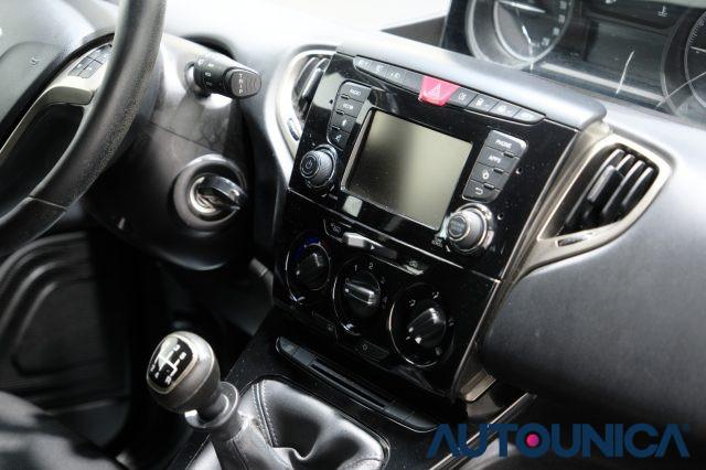 LANCIA Ypsilon 1.2 69 CV 5 PORTE GPL ECOCHIC GOLD NEOPATENTATI