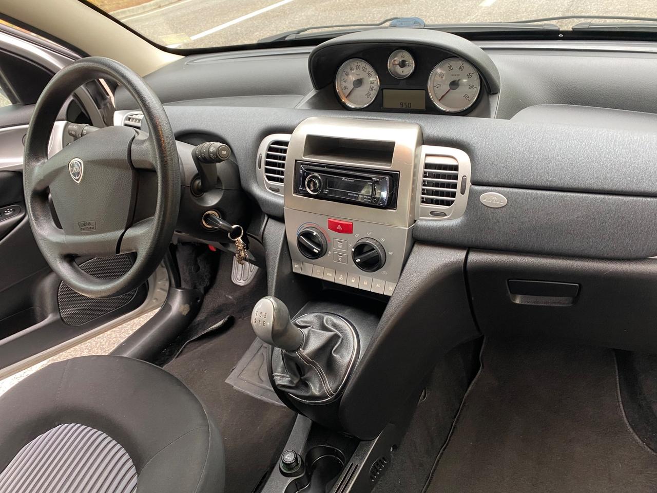 Lancia Ypsilon 1.3 diesel - 2008