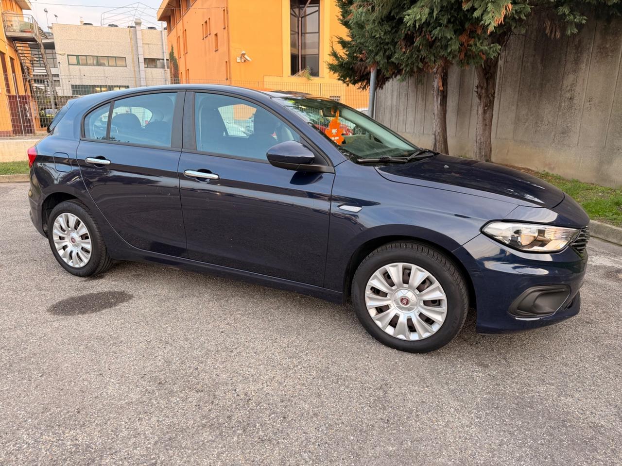 Fiat Tipo 1.4 easy 5 porte 95 cv euro 6E
