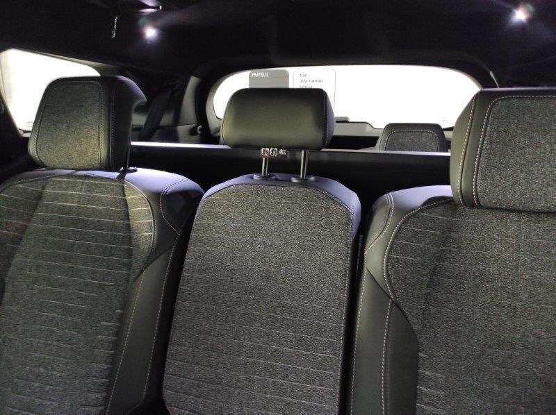 PEUGEOT 5008 3ª serie - 5008 Hybrid 145 e-DCS6 Allure