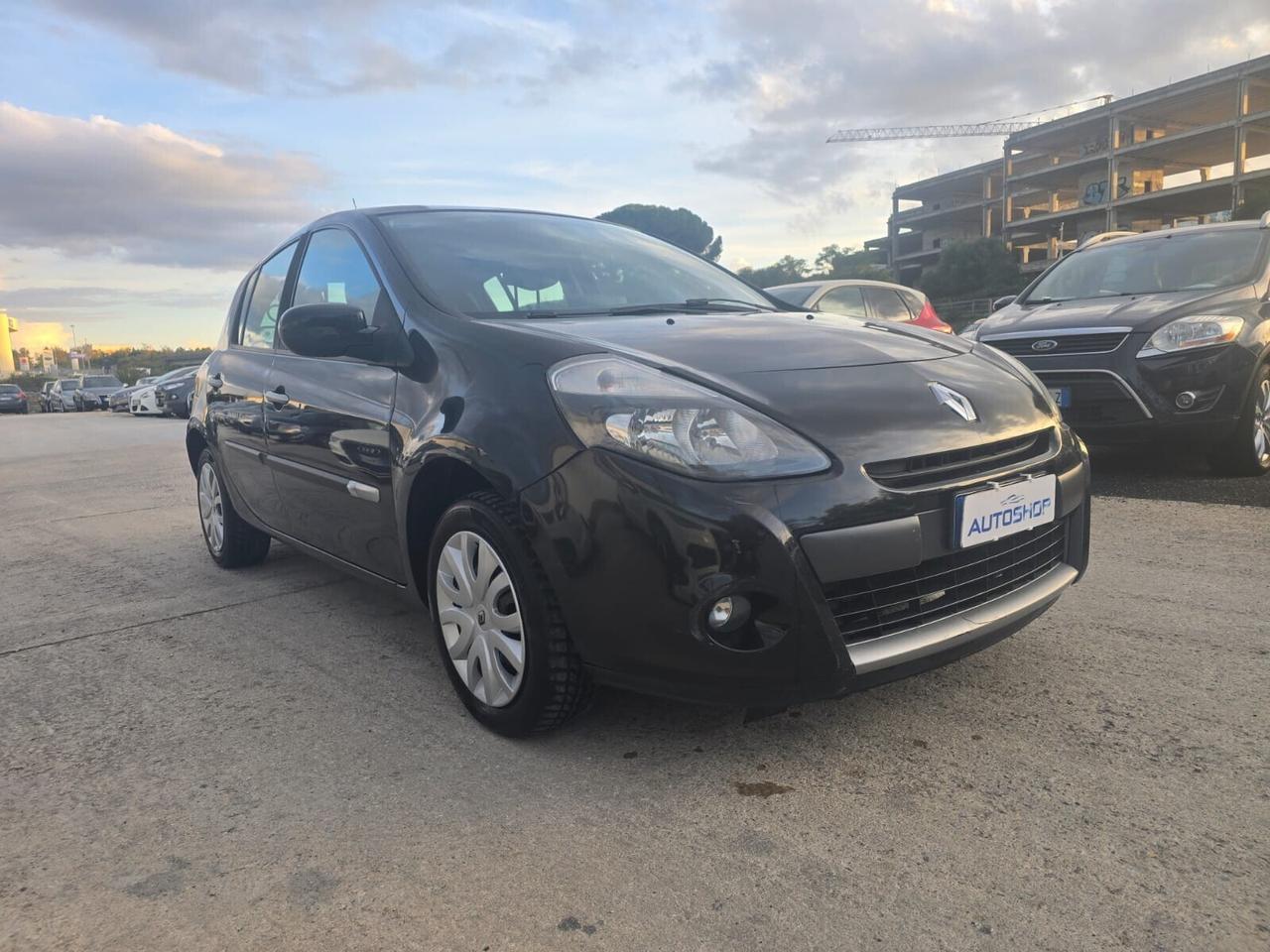 Renault Clio 1.2 16V 5 porte Luxe